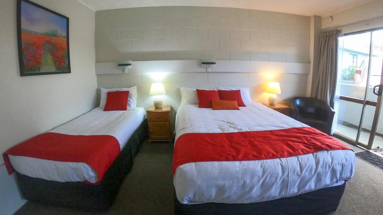 Fiesta Court Motel Уонгануи Экстерьер фото