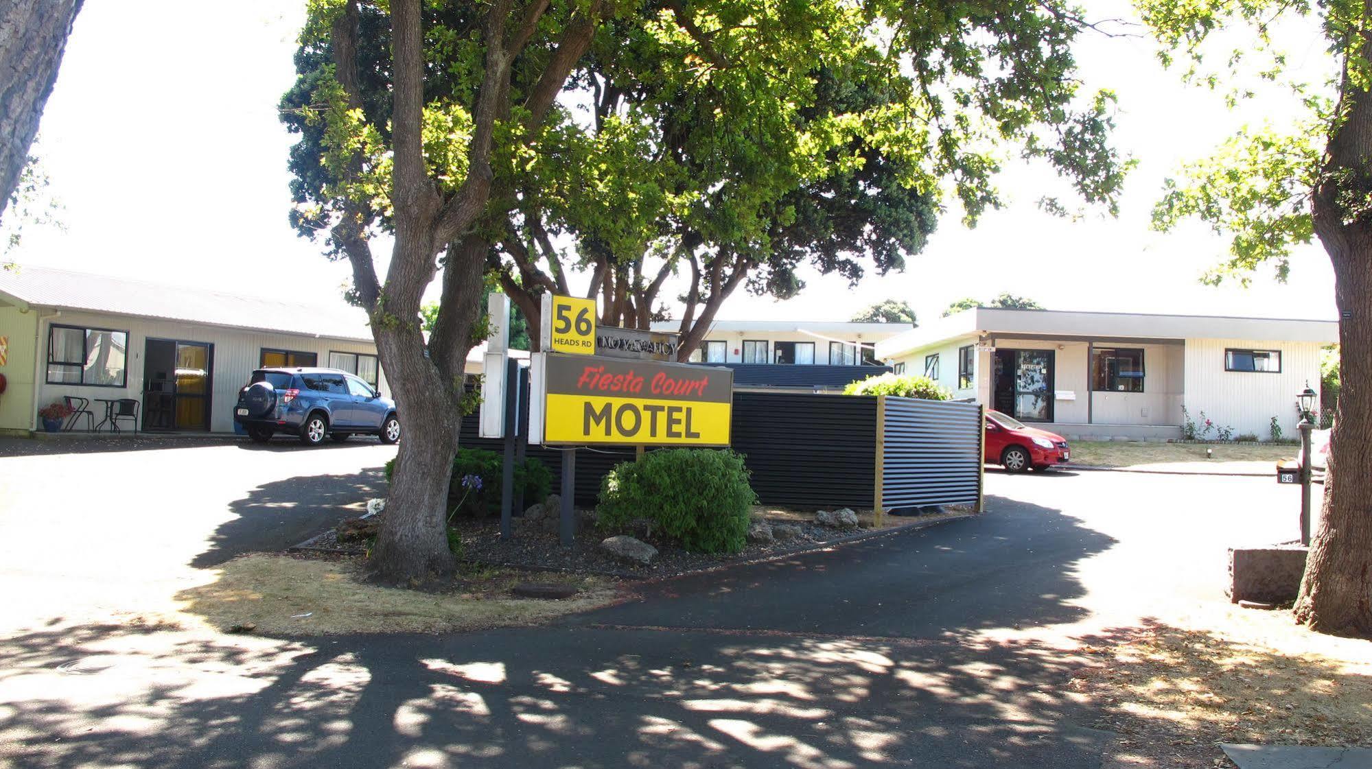 Fiesta Court Motel Уонгануи Экстерьер фото