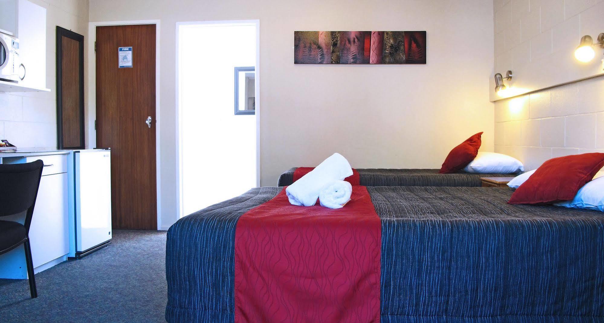 Fiesta Court Motel Уонгануи Экстерьер фото